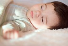 صورة هل كنت تعلمين أنّ موعد نوم طفلك يؤثر على مستوى ذكائه؟